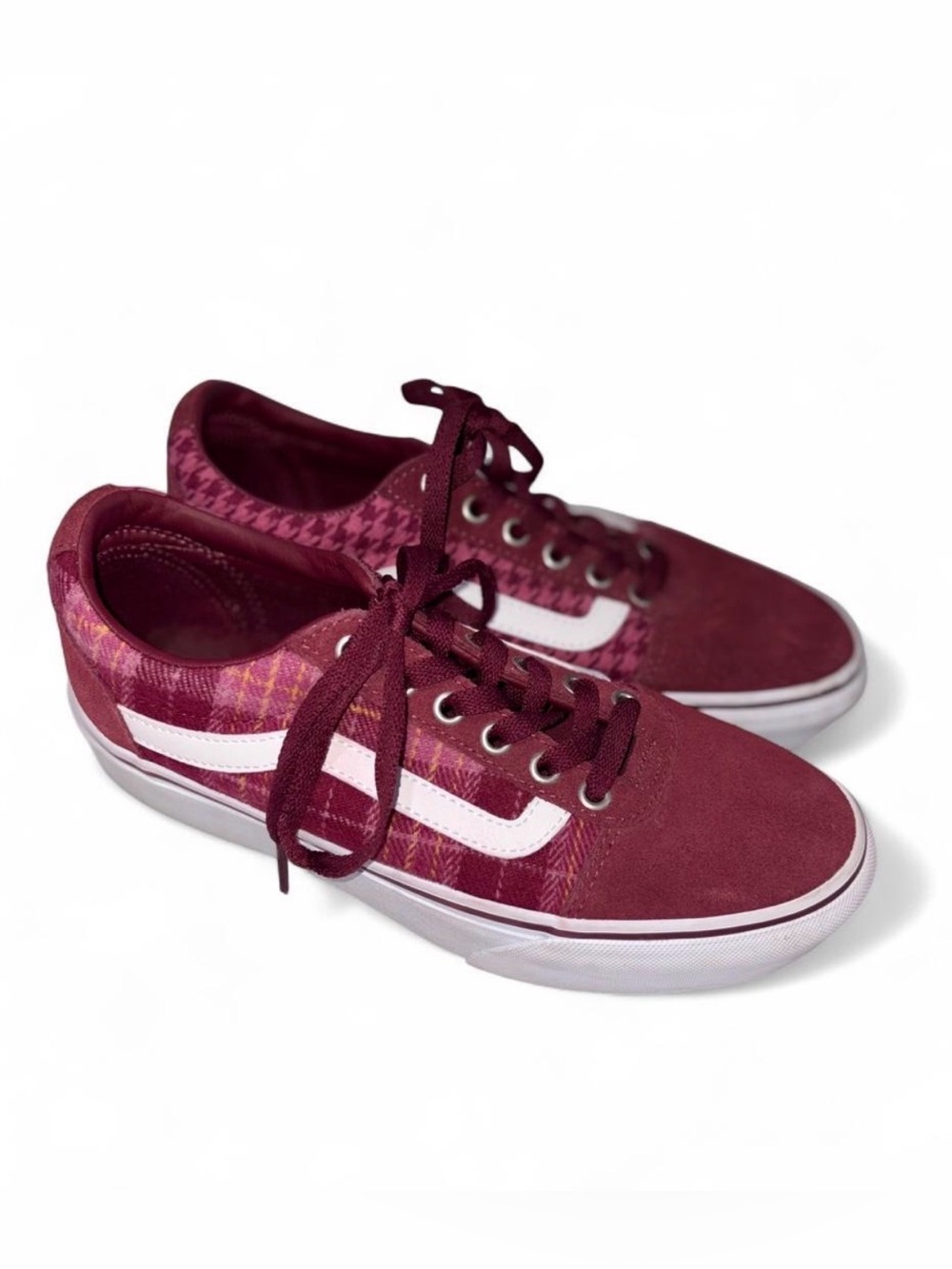 Vans Women's Maroon with plaid flannel Lace-Up Skate Sneakers size 8.5